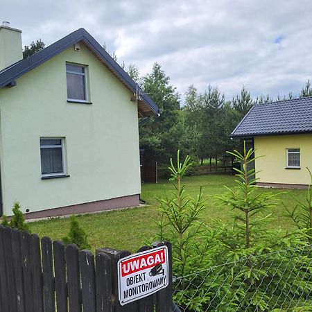 Domki Nad Jeziorem Dąbrówno Kültér fotó